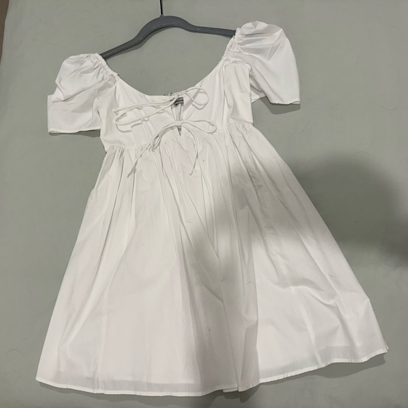 Abercrombie & Fitch Charming White Babydoll Style Dress - Picture 2 of 5